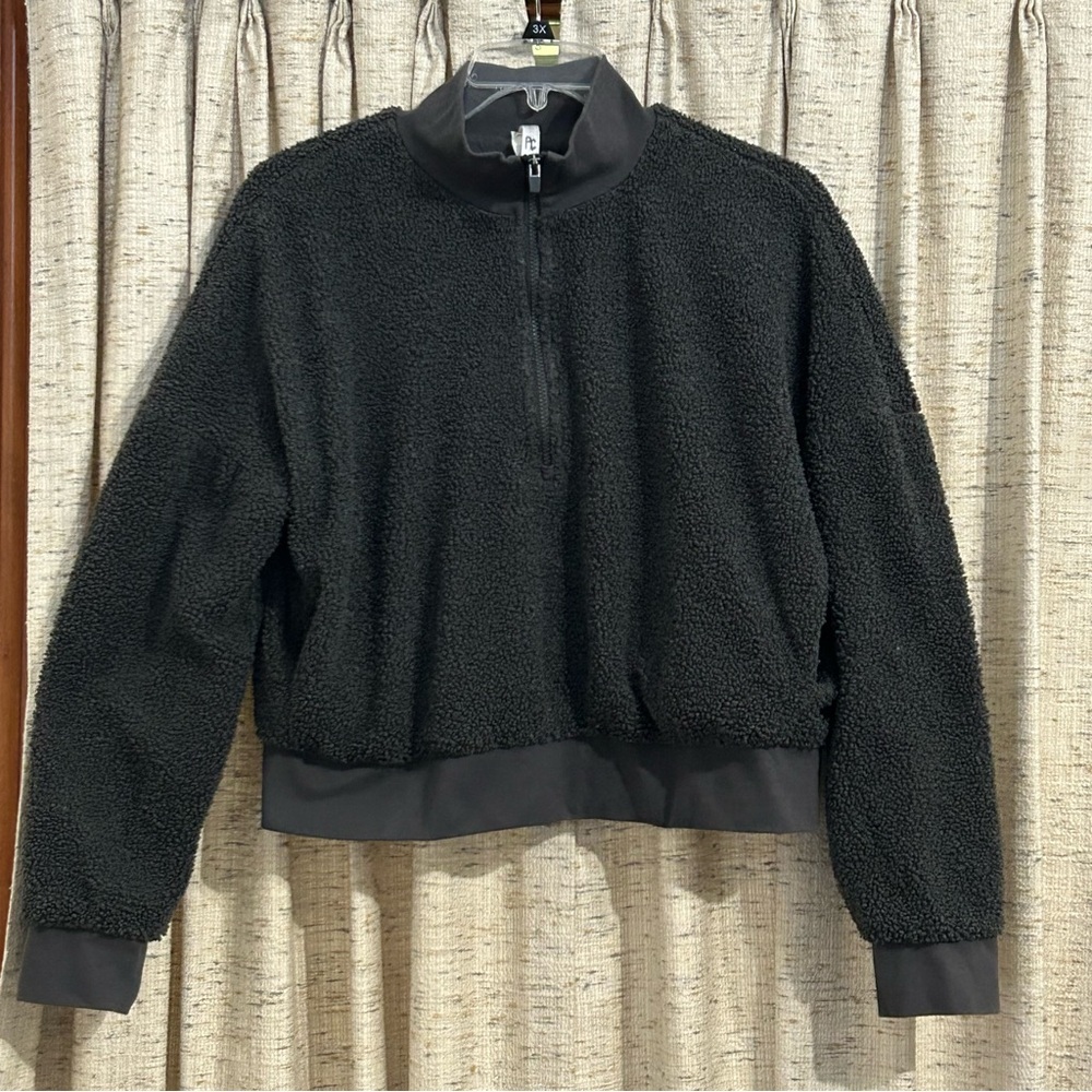 Fabletics Dream Polar Fleece Pullover - Large